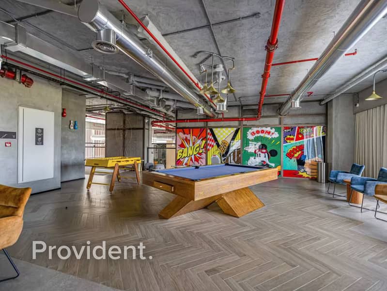 Vacant | Best View | Fully Furnished - Image 10