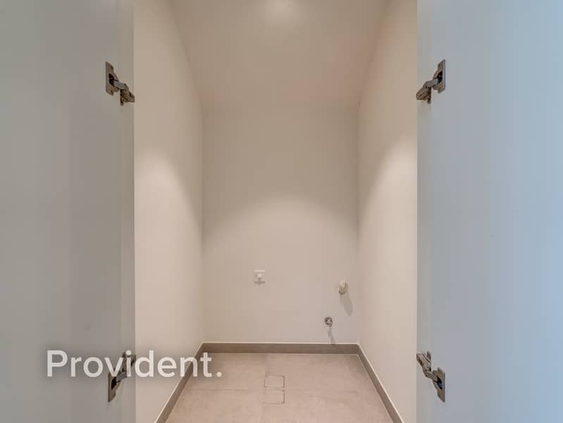 4Bed + Maids | Unfurnished | Corner Unit - Image 33