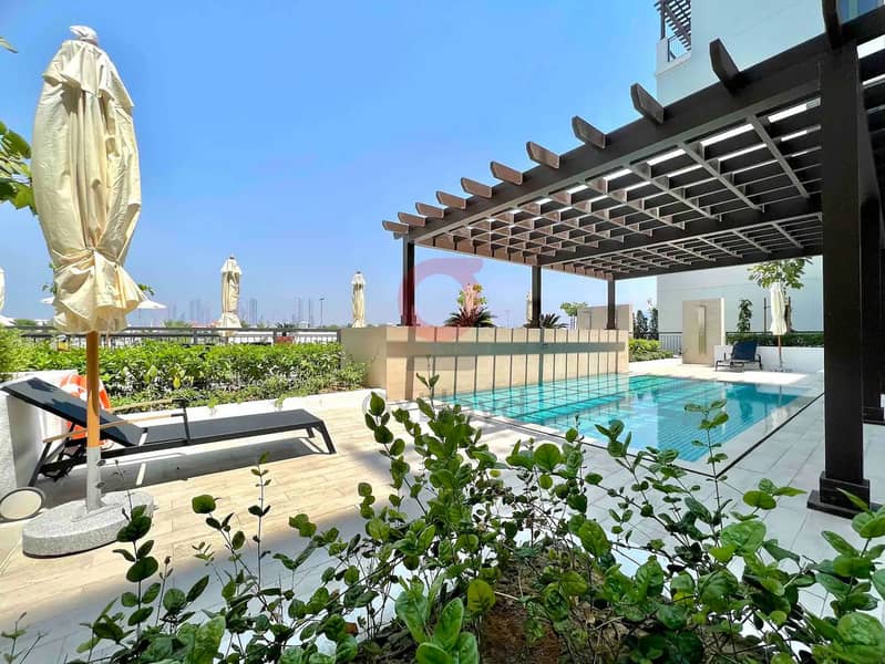 Partial Sea and Pool View | Vacant | Beach Access - Image 12