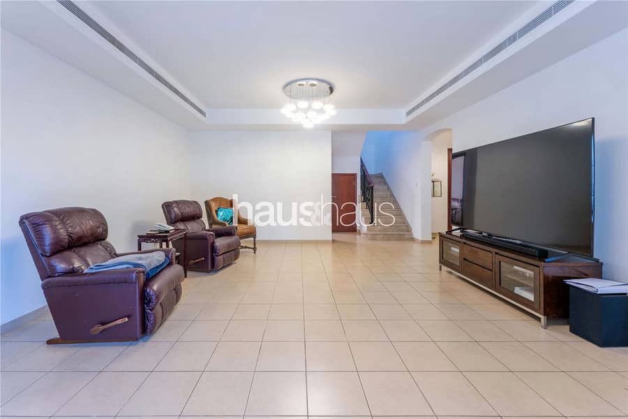 Amazing Alma | 3M Layout | Vacant On Transfer