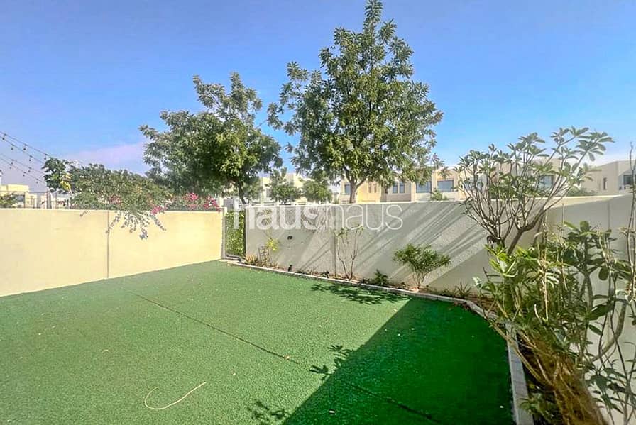 Single Row | Amazing Location | Type-I