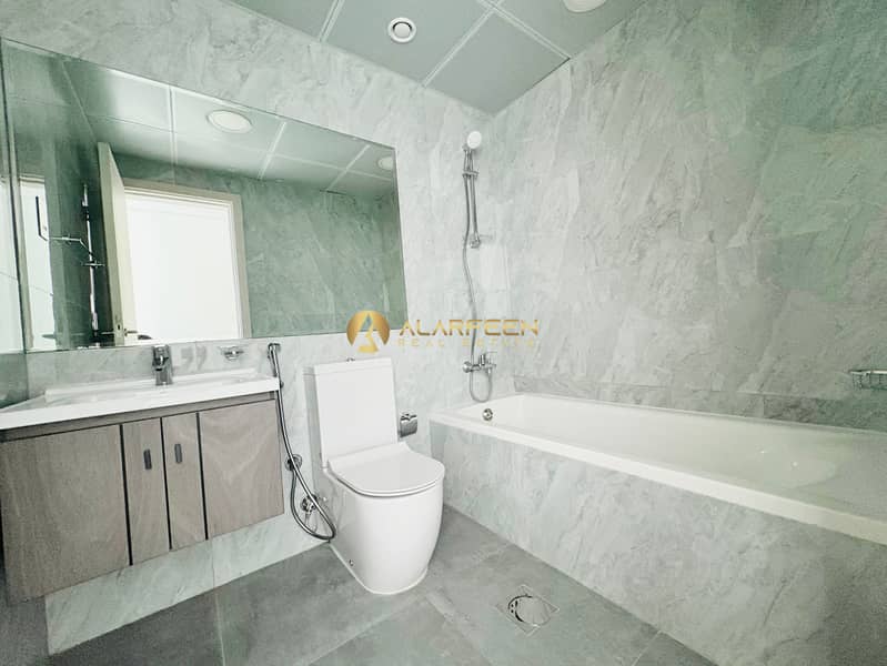 Big Layout | Modern Design | 4 Cheques | Spacious - Image 8