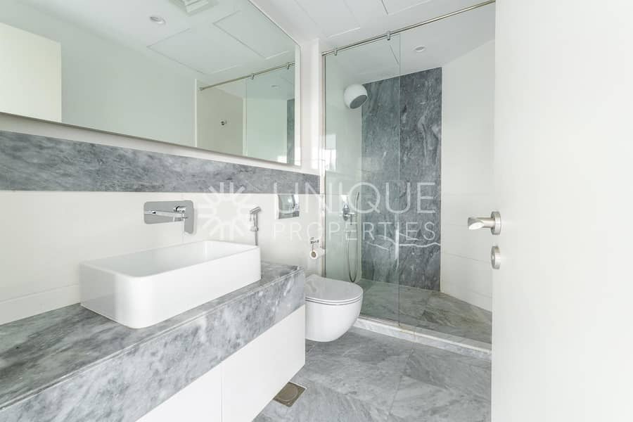 Vacant | Fully Furnished | Prime Location - Image 14