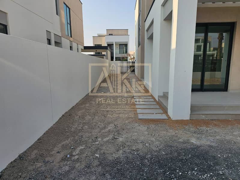 4 Bedroom Villa for Rent | Caya AR3 by Emaar | Unfurnished - Image 17