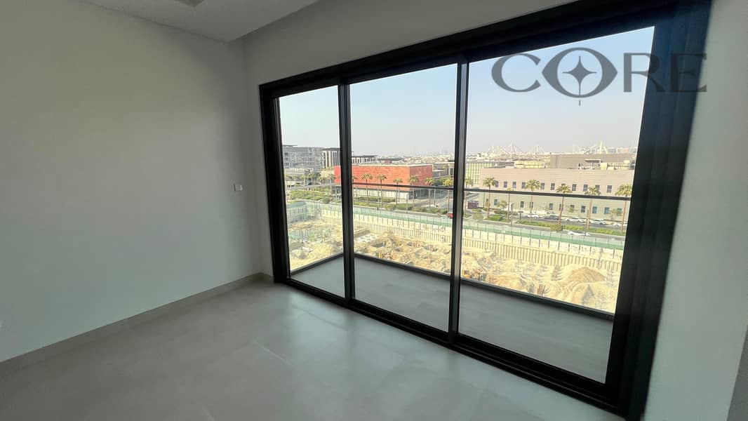 BRAND NEW | BIG PARK | CITY CENTER