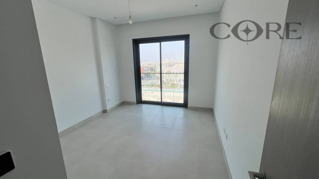 BRAND NEW | BIG PARK | CITY CENTER