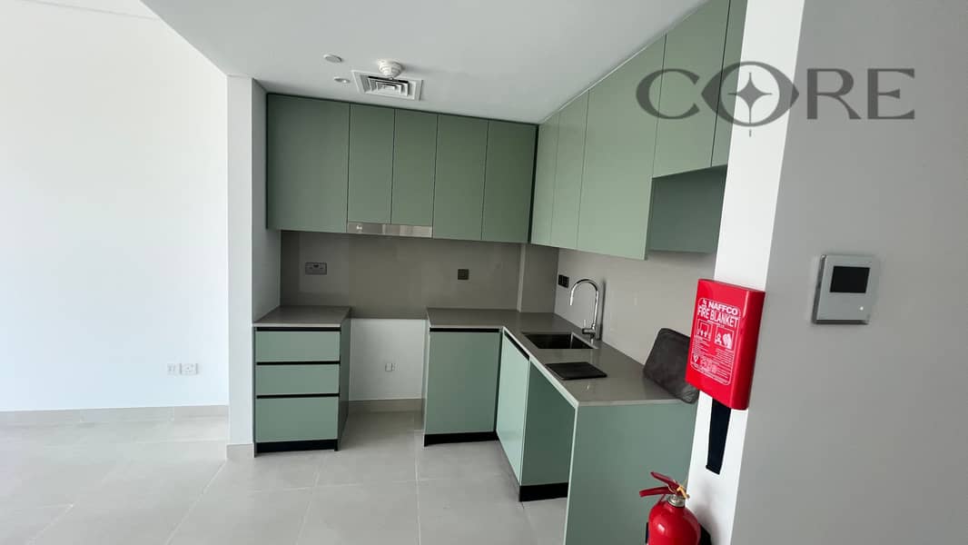 BRAND NEW | BIG PARK | CITY CENTER