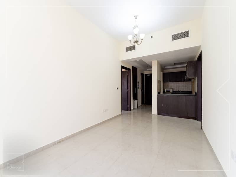 Modern 2 Bedroom Living | Hanover Square