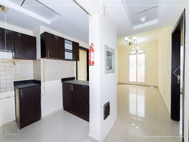 Modern 2 Bedroom Living | Hanover Square