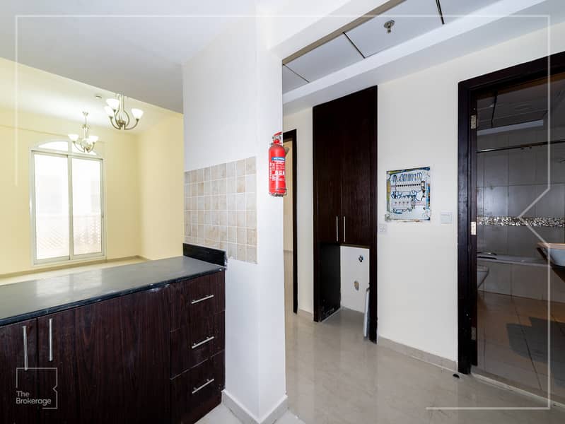 Modern 2 Bedroom Living | Hanover Square - Image 6