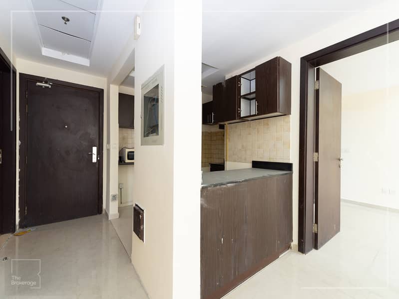 Modern 2 Bedroom Living | Hanover Square - Image 10