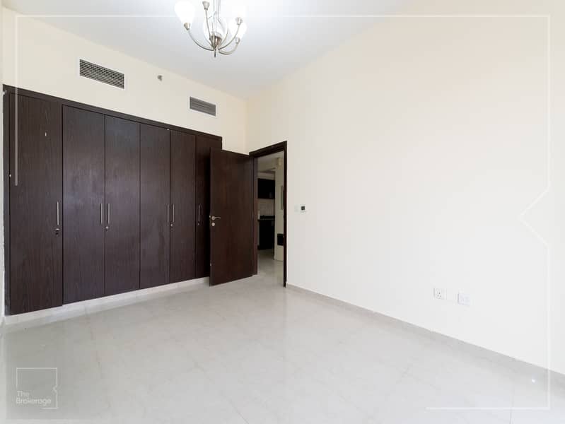 Modern 2 Bedroom Living | Hanover Square - Image 23