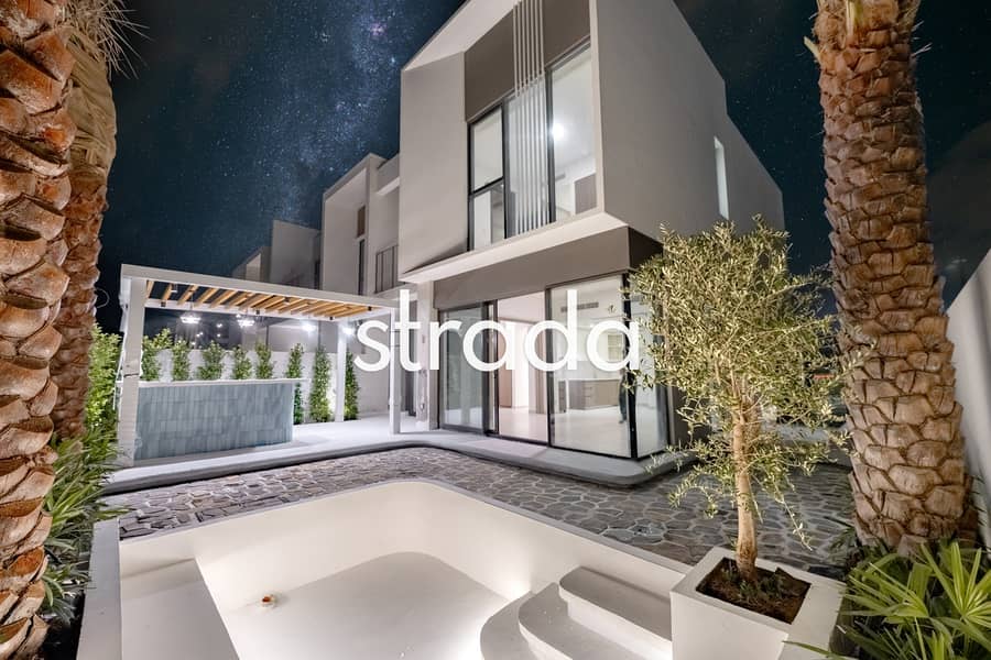 Fully Landscaped Garden | Corner Plot | Vacant - Image 6