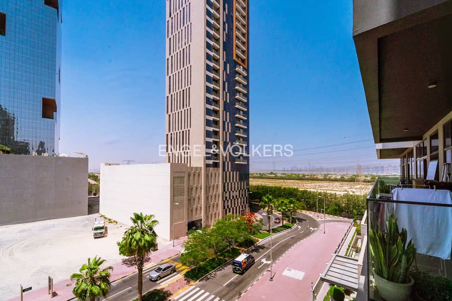 Vacant on Transfer | Rare Unit | Spacious - Image 13