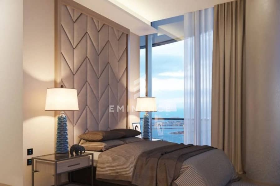 Middle Floor | Waterfront Living | Amenity View - Image 11