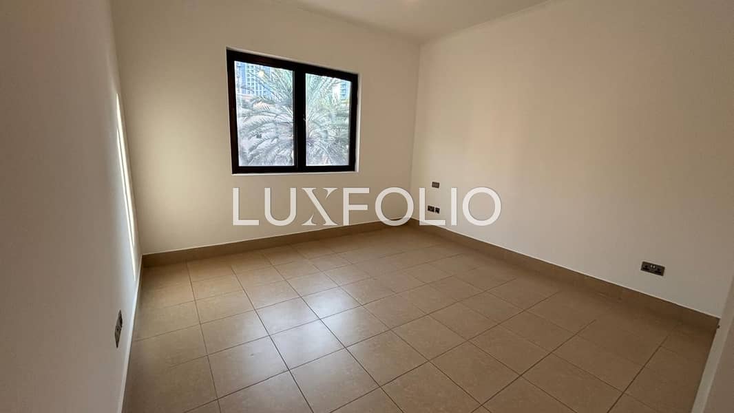 Chiller Free | Unfurnished | Vacant - Image 8