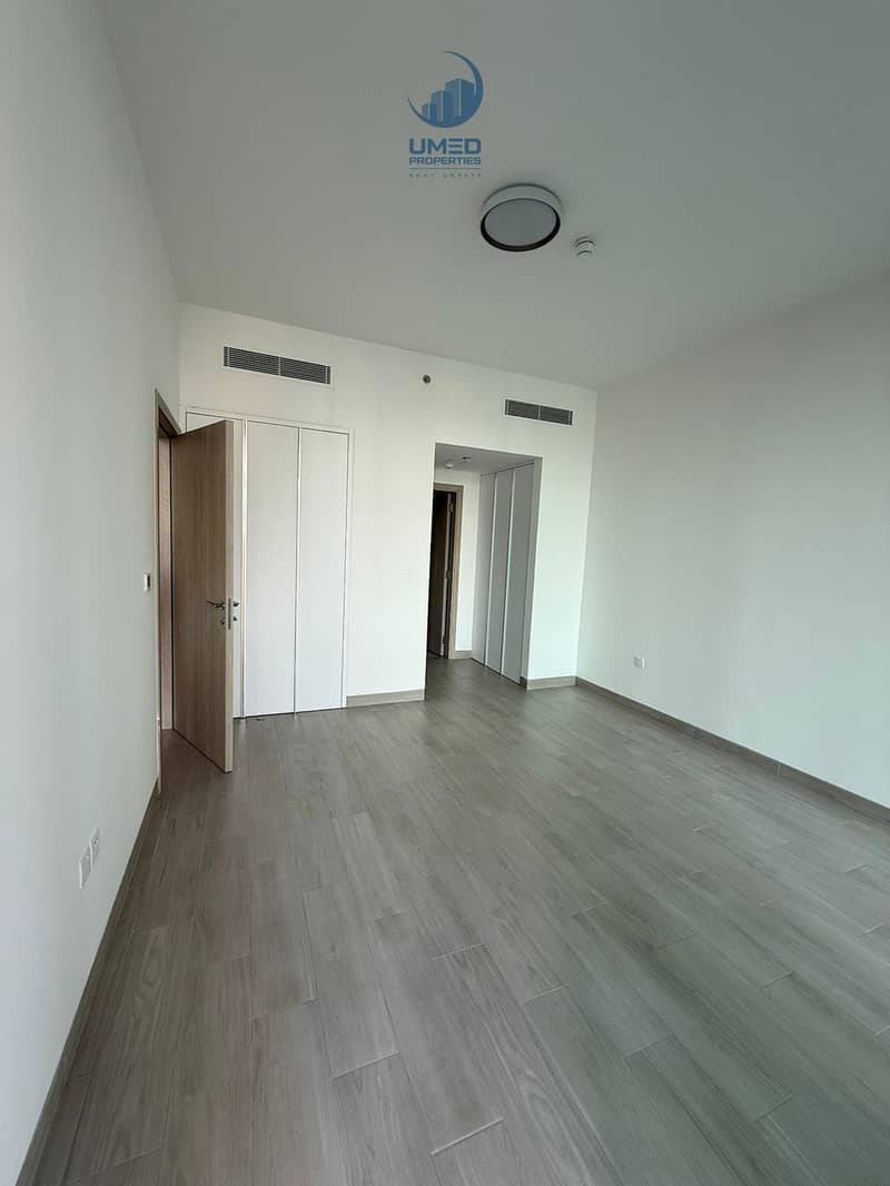 Brand New Unit I Luxury Living | Park View I Available from Mid-February