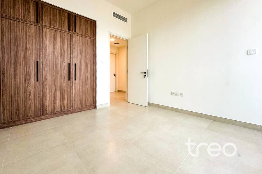 Greenbelt View | Vacant | Renovated