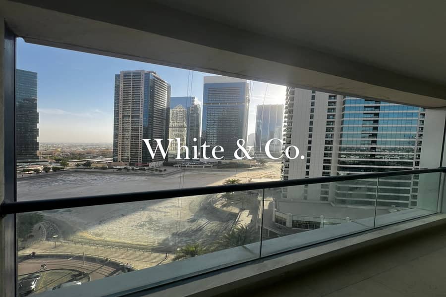 Vacant and Ready | Lake View | Spacious