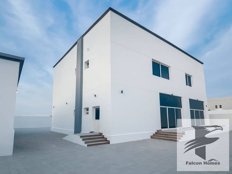 Spacious 5BR Villa | Stand Alone with Garden Area