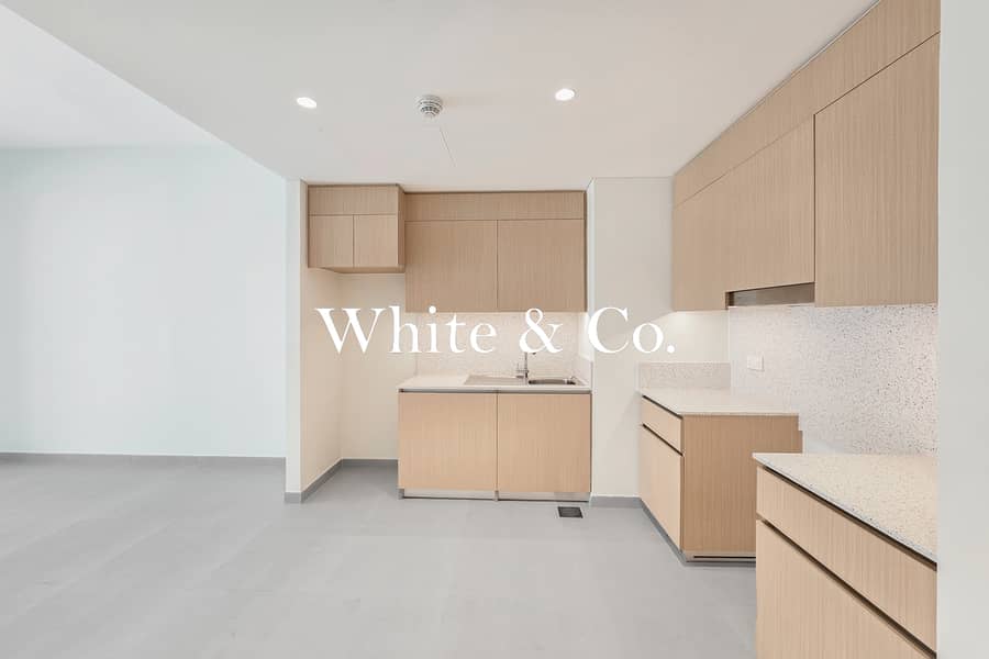 Vacant | Pool Views | Great Early Doors Investment