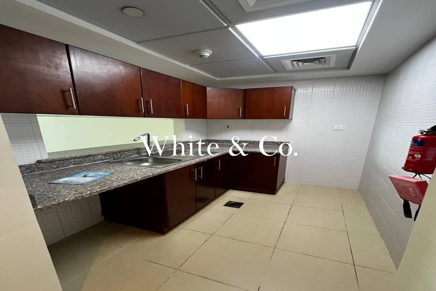 Vacant and Ready | Lake View | Spacious