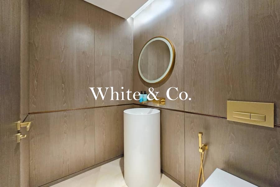 Sea Views | Luxurious | Fully Upgraded - Image 11