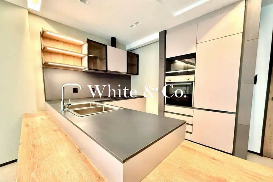 Duplex 2 Bed | Vacant on Transfer | Roof Terrace