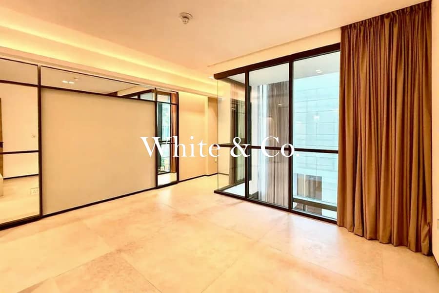 Duplex 2 Bed | Vacant on Transfer | Roof Terrace