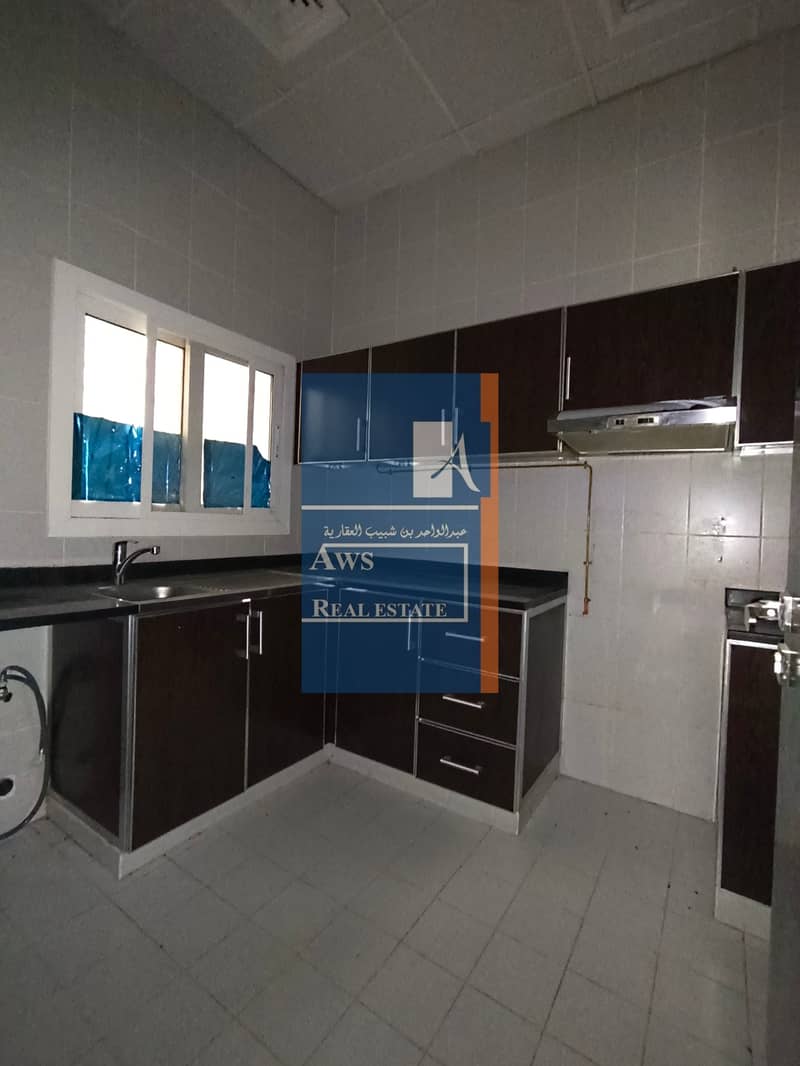 Modern & Affordable Studio for Family - Image 6