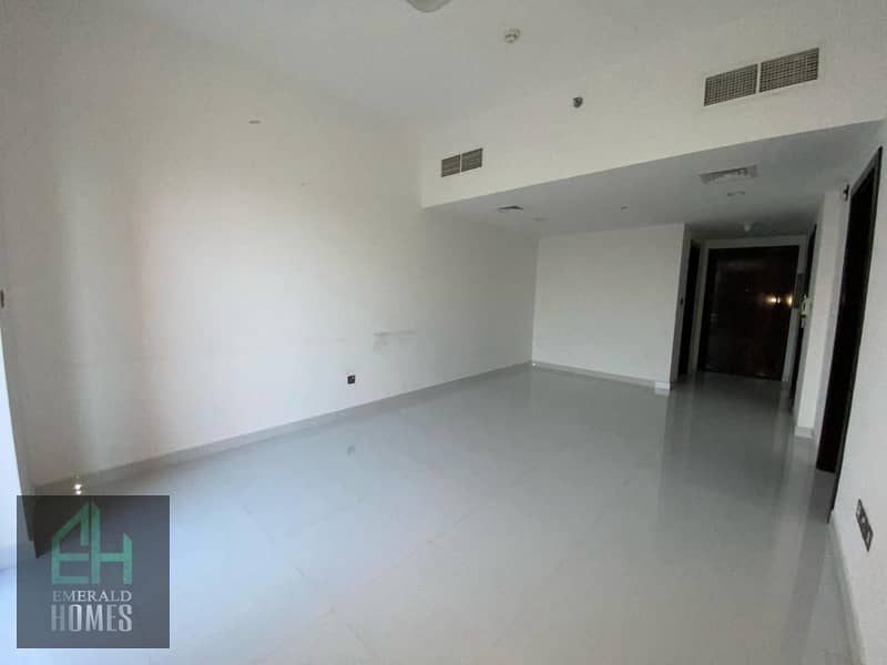 Villa View | Well Maintain | Prime Location - Image 6