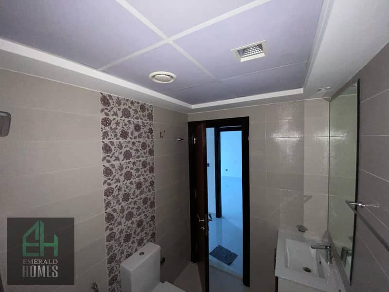 Villa View | Well Maintain | Prime Location - Image 15