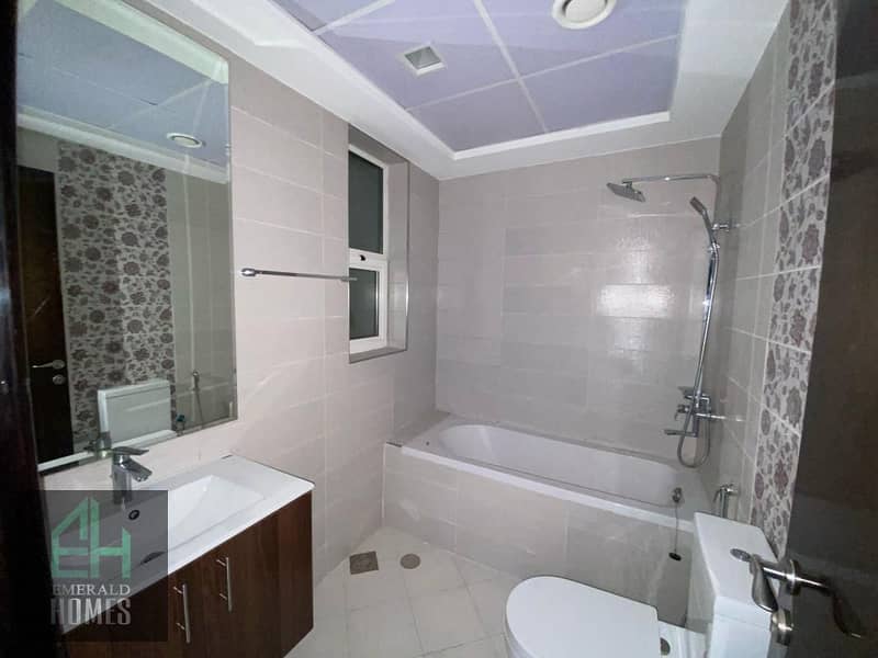 Villa View | Well Maintain | Prime Location - Image 16