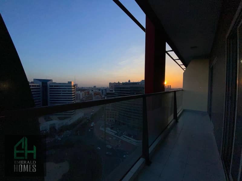 Villa View | Well Maintain | Prime Location - Image 18