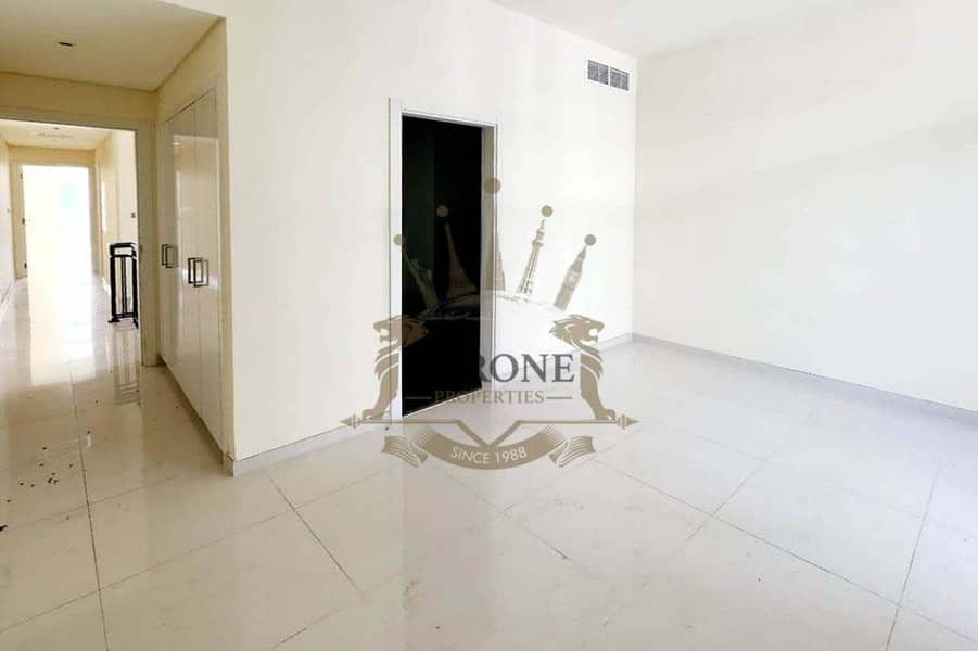 R2-M14|VACANT ON TRANSFER|WELL MAINTAINED