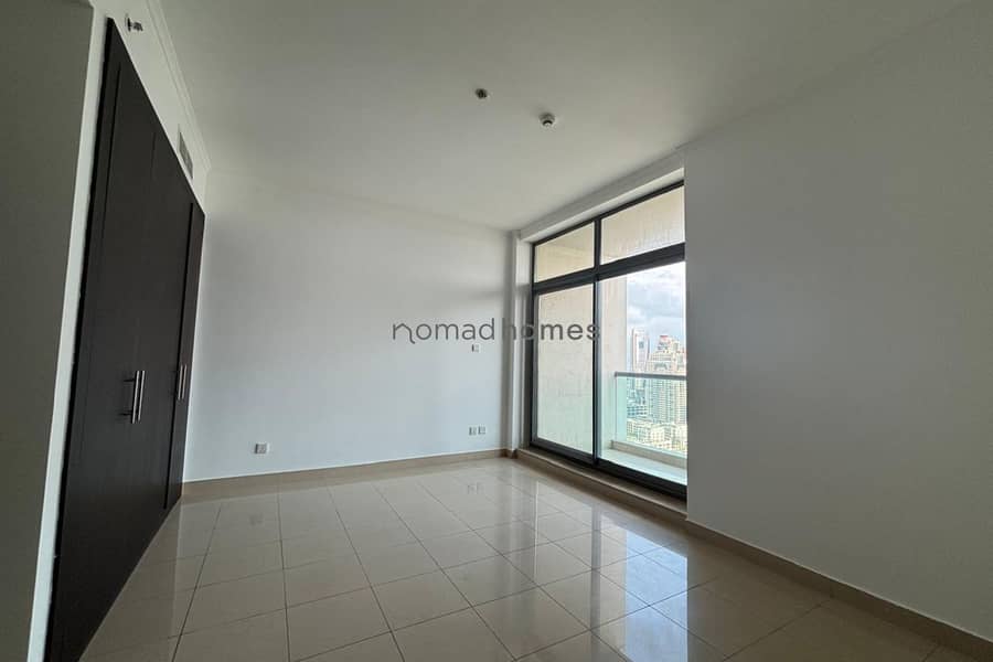 EXCLUSIVE | LAKE VIEWS | VACANT | CHILLER FREE