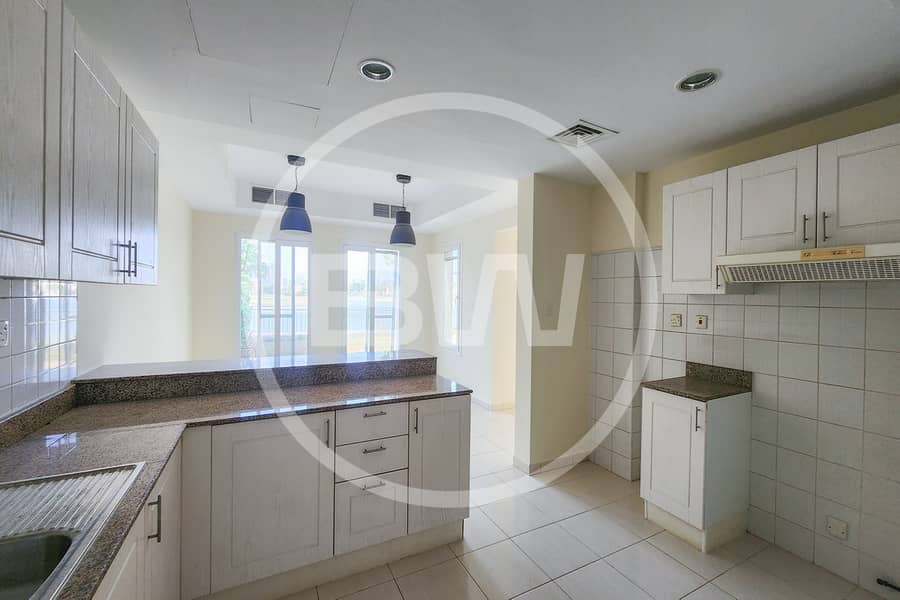 Family Home | Big Lake View | Vacant Now - Image 10