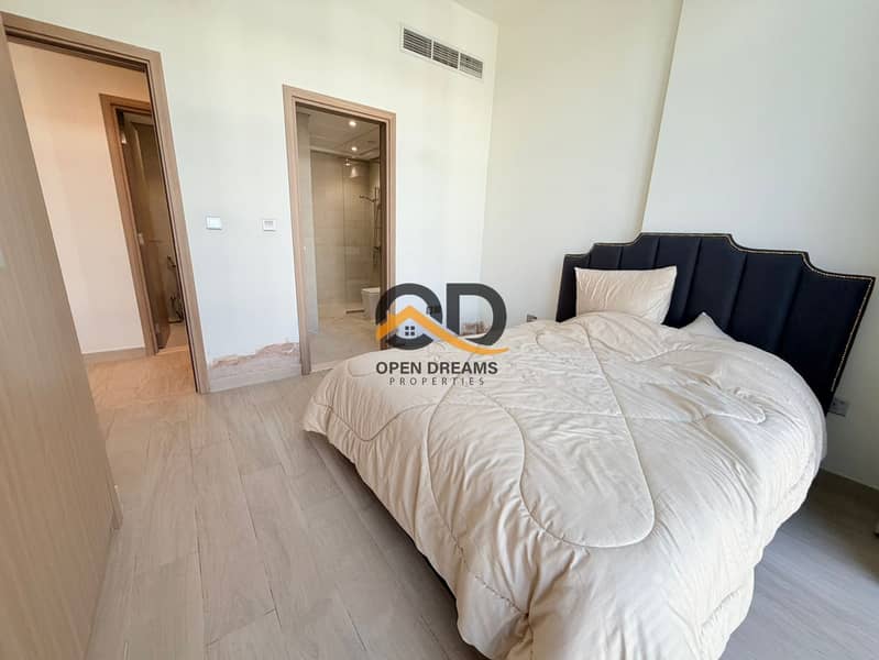 Fully Furnished 1 BHK I Free Chiller I Ready to Move - Image 6