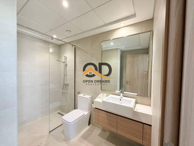 Fully Furnished 1 BHK I Free Chiller I Ready to Move - Image 7