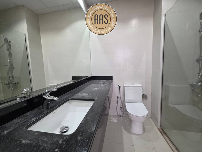 Brand New 3Bed+Maid Room - Easy Access To Metro Station