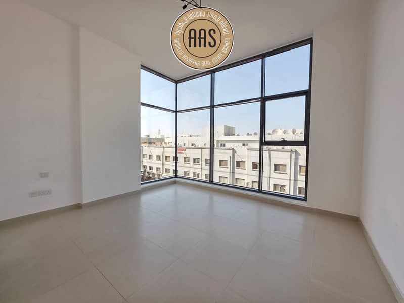 Brand New 3Bed+Maid Room - Easy Access To Metro Station