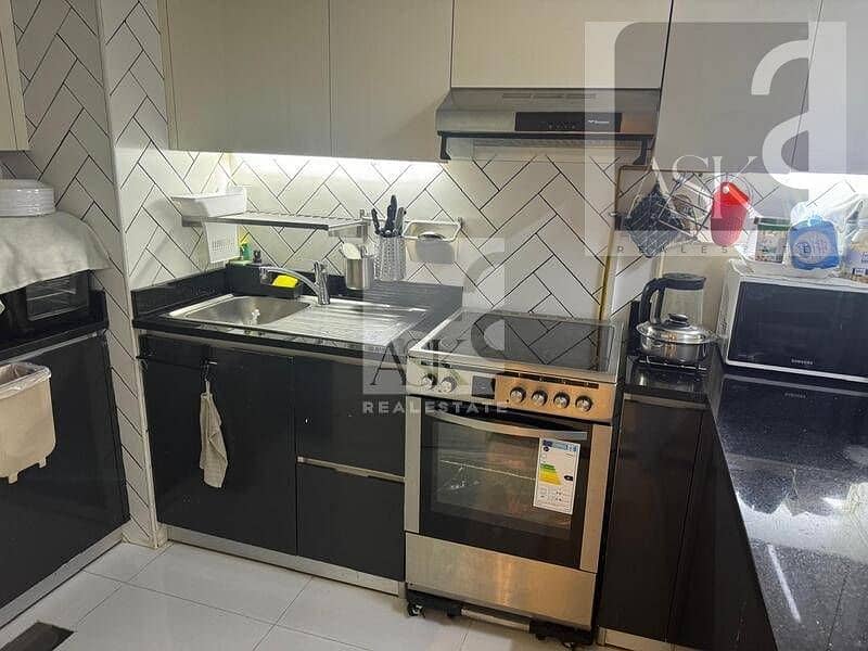 Hot Deal | Spacious and Bright | Good Roi - Image 12