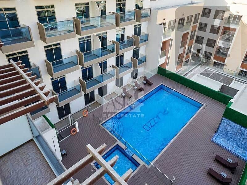 Hot Deal | Spacious and Bright | Good Roi - Image 17