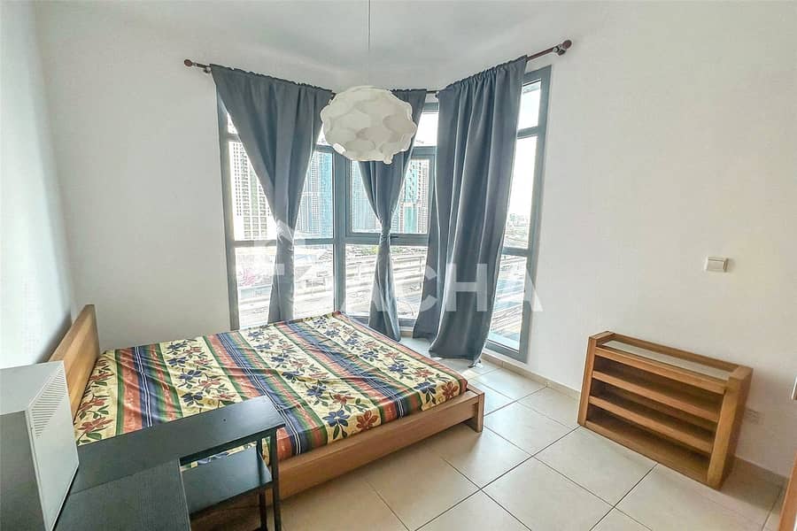 VACANT | Metro Link | Maids Room - Image 7