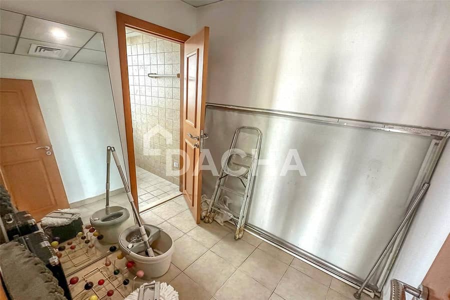 VACANT | Metro Link | Maids Room - Image 10