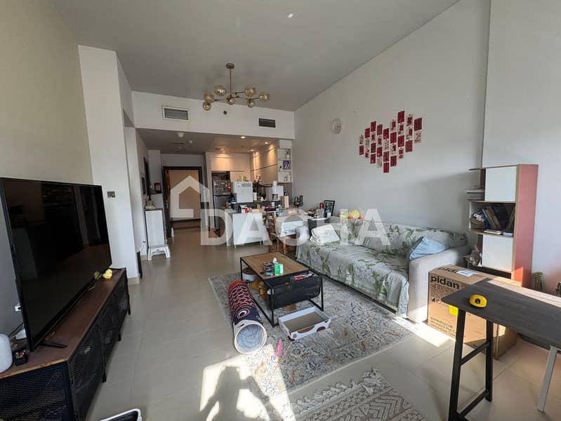 Large Layout | Furnished | VOT