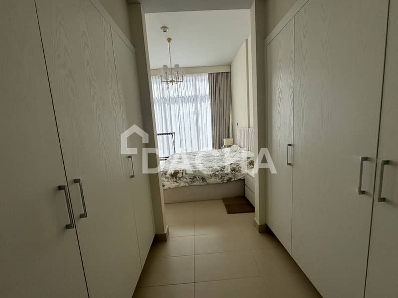 Large Layout | Furnished | VOT - Image 13