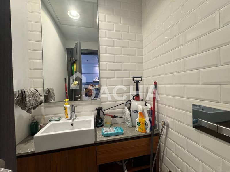 Large Layout | Furnished | VOT - Image 15