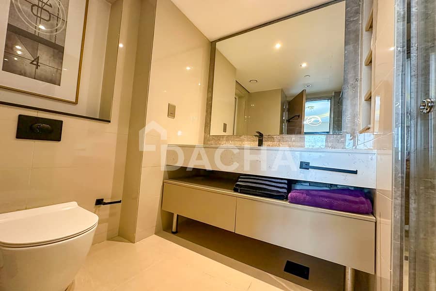 Fully Upgraded | One of a kind | High floor - Image 12