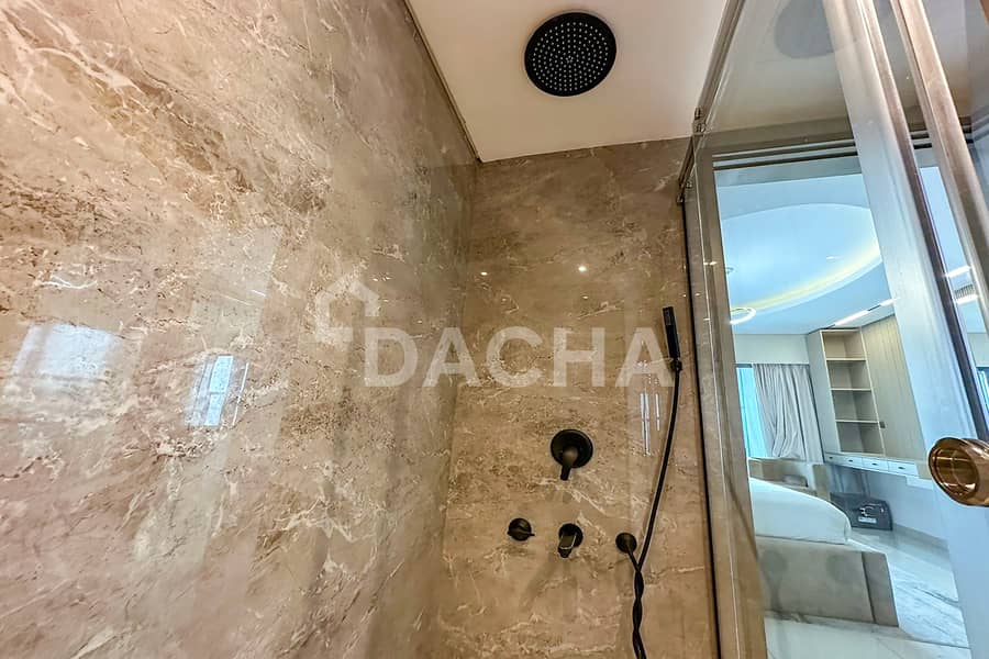 Fully Upgraded | One of a kind | High floor - Image 17